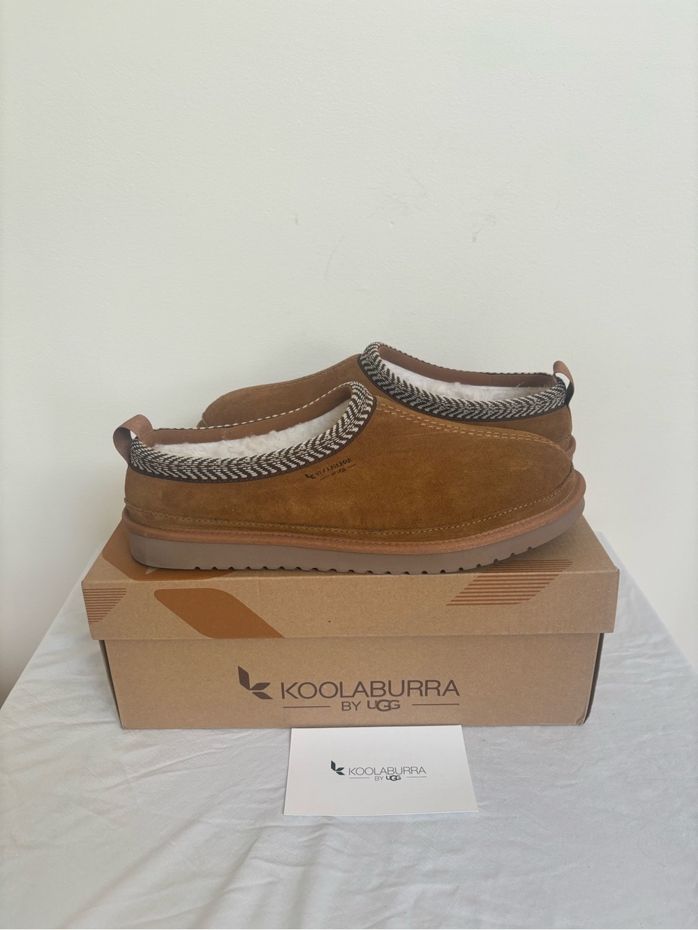 Koolaburra By UGG Burree Suede Slippers Size 12 Mens Chestnut Suede New